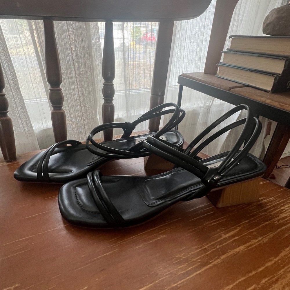 Steven Madden - Block Heel Sandal